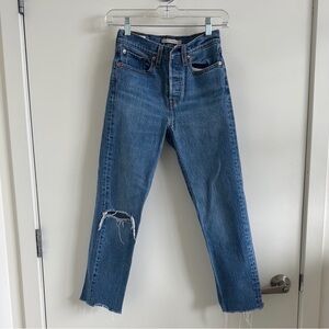 Levi’s - Wedgie Straight, Distressed Jeans, 24